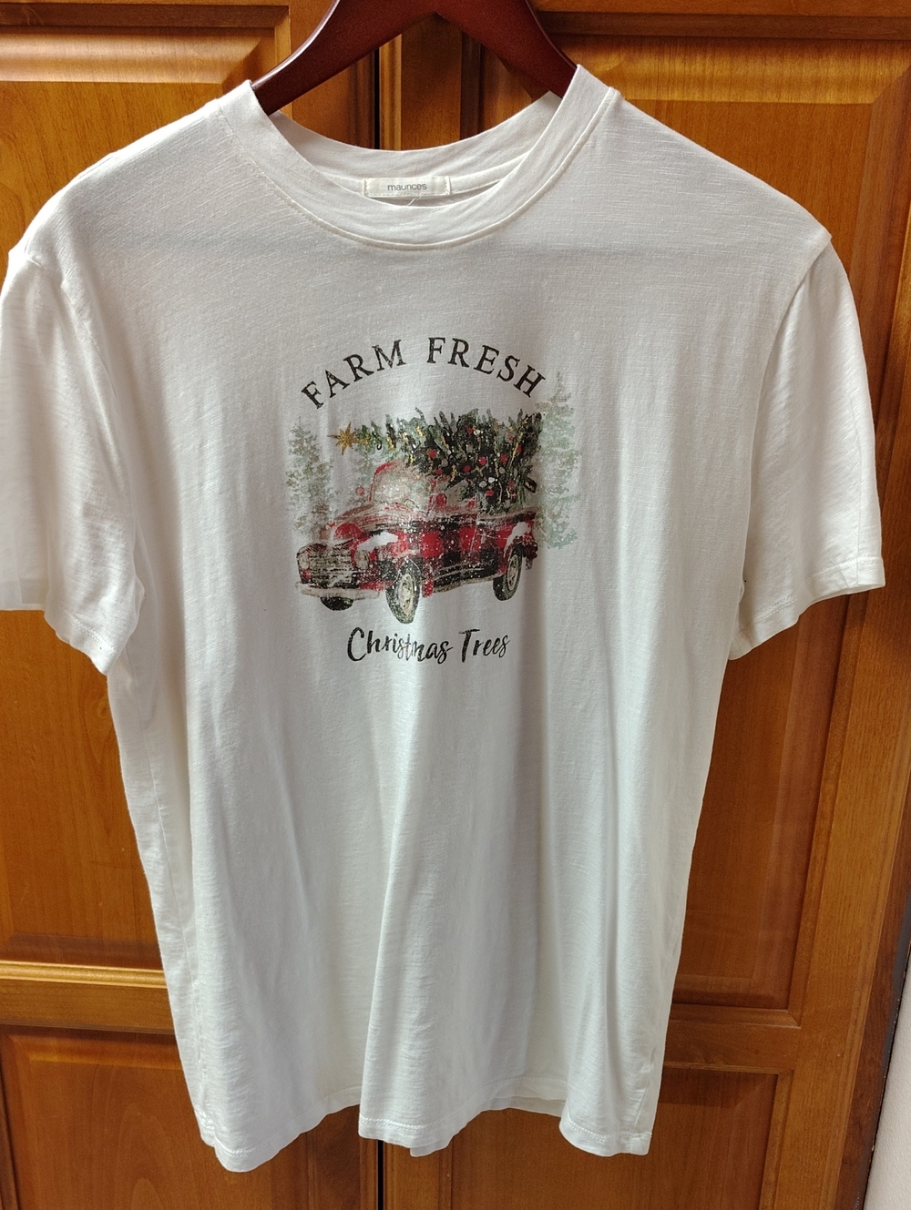 Holiday White Graphic Tee with Red Truck and Green Trees Large